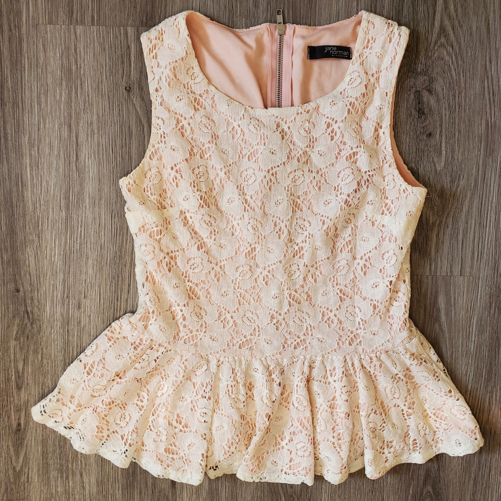 Beautiful Jane Norman London Chic Lace Peplum Blouse in Soft Cream Size UK 8